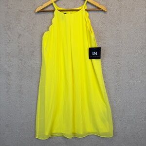 NWT I.N. San Francisco Bright Yellow Chiffon Scalloped Edge Shift Dress M